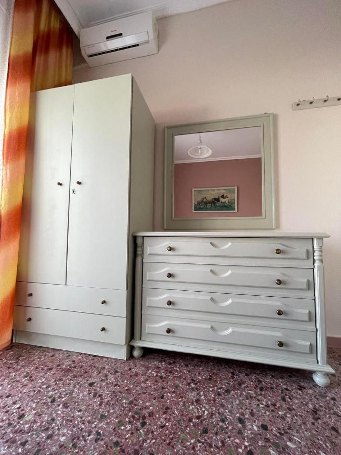Hotel Angela Аспровалта Екстериор снимка