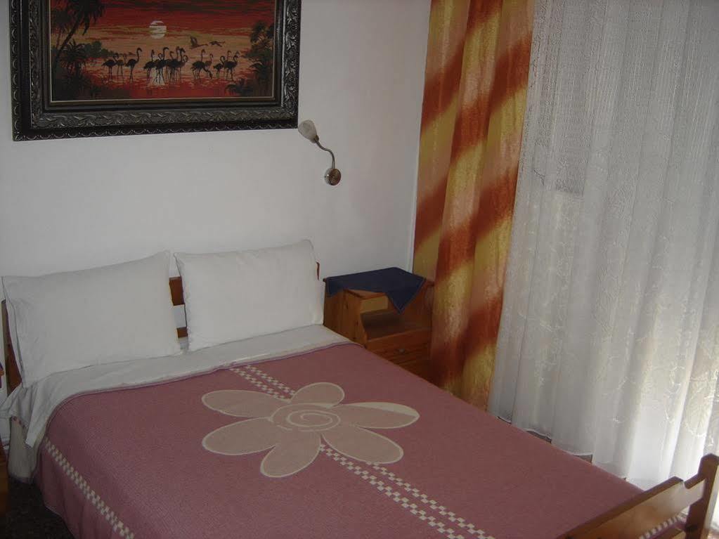Hotel Angela Аспровалта Екстериор снимка